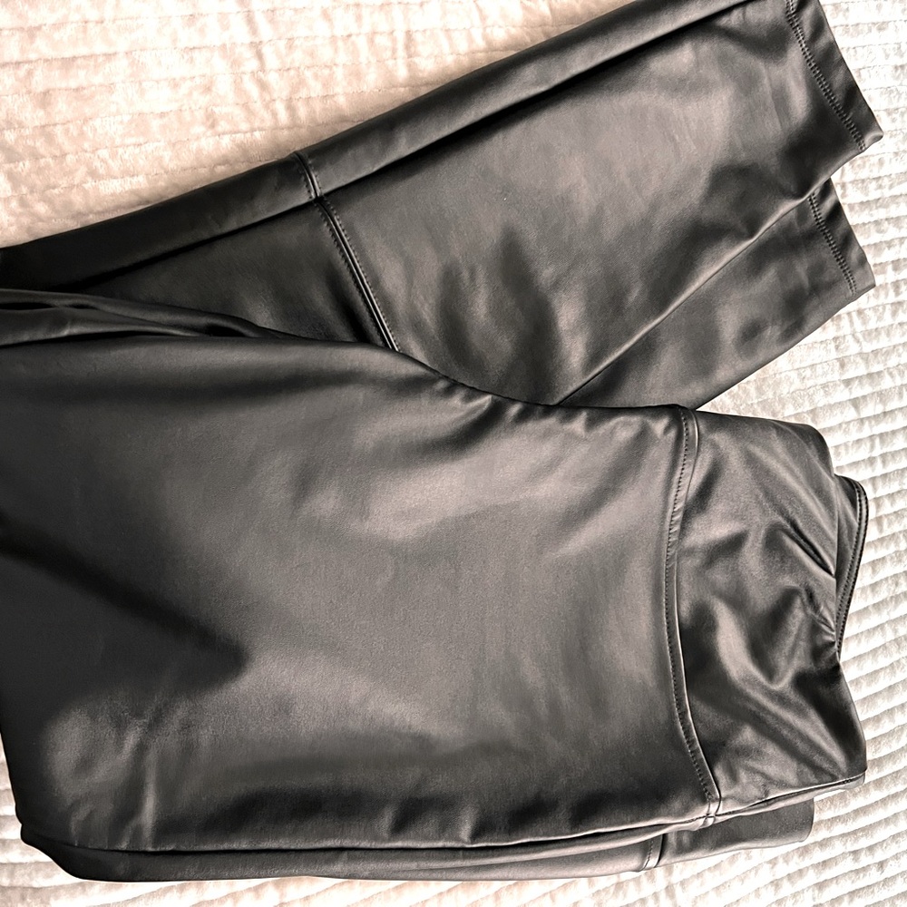 Faux leather leggings